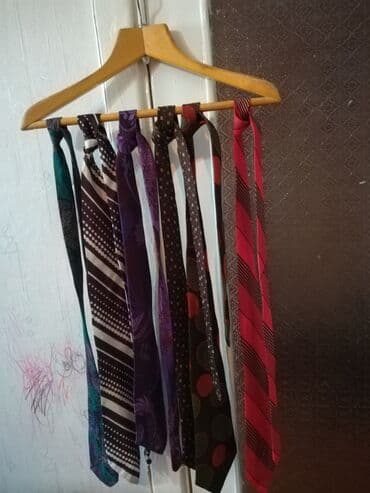 Распродажа по доступной цене, 150 сом. Шёлковые модные, коллекционые at lalafo.kg Распродажа по доступной цене, 150 сом. Шёлковые модные, коллекционые