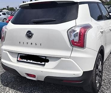 санен тиволи: Ssangyong Tivoli: 2018 г., Кроссовер — 2