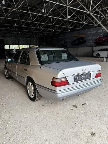 mercedes benz c class: Mercedes-Benz W124: 1994 г., 2.8 л, Ручные, Бензин, Седан — 2