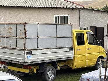 Унаа: Mercedes-Benz : 2001 г., 2.2 л, Кол менен иштөөчү, Дизель, Пикап — 5