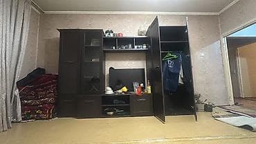 старый уголок: Стенка-шкаф, Тип стенки-шкафа: Модульная, Для зала, Особенности: С отделением под телевизор — 3
