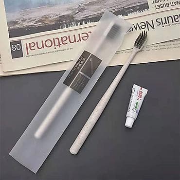 Набор для гигиены полости рта: компактная зубная щётка + мини‑тюбик