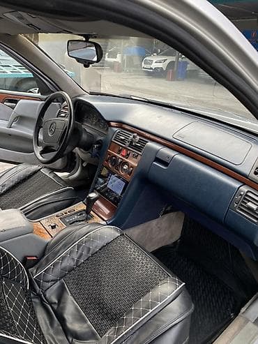 молдинг е34: Mercedes-Benz E-Class: 1999 г., 2 л, Автомат, Бензин, Седан — 7