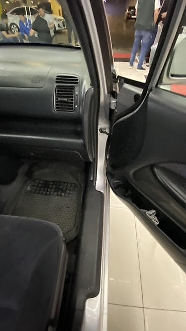 Унаа сатуу: Honda Stream: 2003 г., 1.7 л, Кол менен иштөөчү, Газ, Вэн/Минивэн — 10