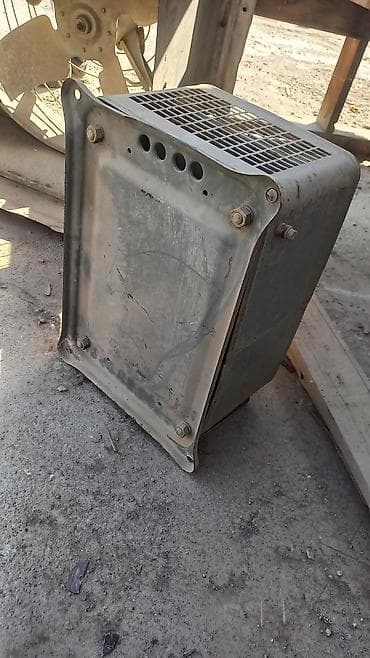 инструменты в чемодане: Металлический корпус/кожух с вентиляционной решёткой - Прочный — 2