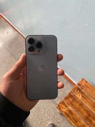 телефоны бу самсунг: IPhone 13 Pro, Б/у, 128 ГБ, Голубой, Защитное стекло, Чехол — 1
