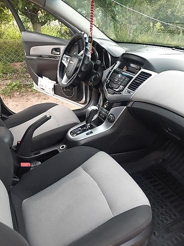 малибу турбо 2: Chevrolet Cruze: 2012 г., 1.6 л, Автомат, Бензин, Хэтчбэк — 10