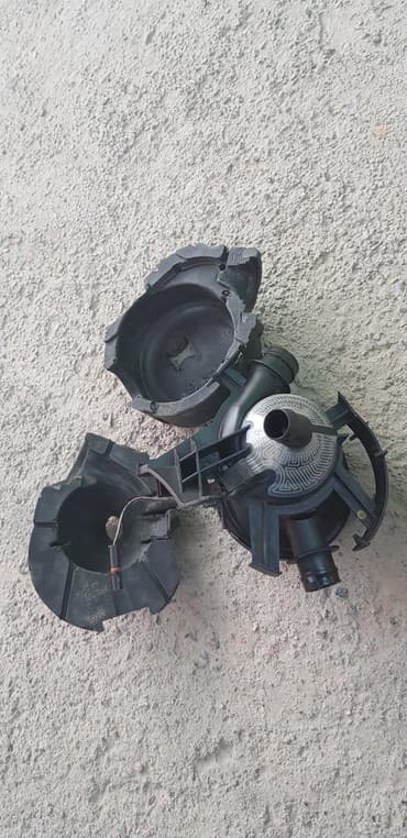 меняю доплатой мне: Продаю ( КВКГ ) Маслоотделитель системы вентиляции картера BMW E90 E60 — 3