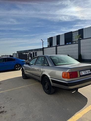 Audi: Audi 100: 1991 г., 2 л, Механика, Бензин, Седан — 6