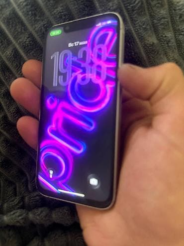 face: IPhone 13 mini, Б/у, 128 ГБ, Белый, Чехол, 75 % — 9