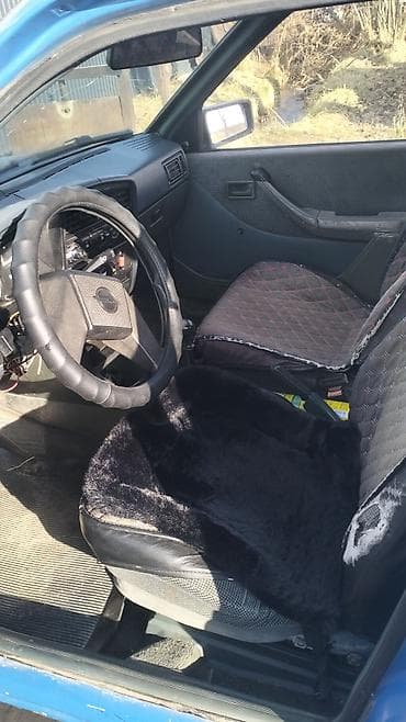 мерс 210 320: Opel Ascona: 1986 г., 1.6 л, Ручные, Бензин, Седан — 9