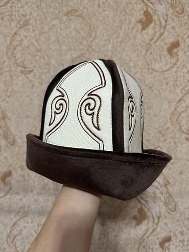 Свитерлер: Калпак 200 с 

Самовывоз Асанбай 35 д — 2