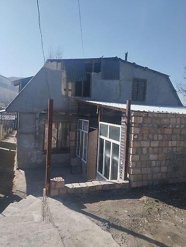 земелный участок: 5 соток, Для строительства — 2