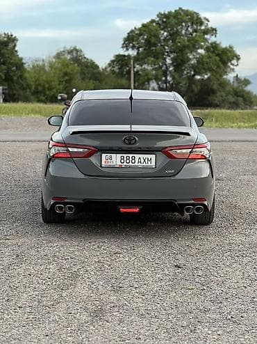машина в идеальном состоянии: Toyota Camry: 2019 г., 2.5 л, Вариатор, Гибрид, Седан — 6