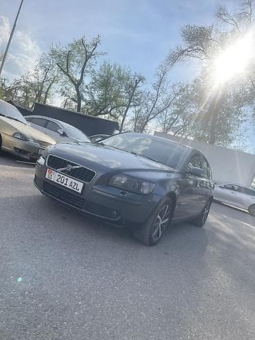 Volvo S40: 2004 г., 2.4 л, Автомат, Бензин, Седан