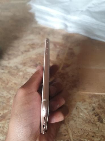xbox rog ally: IPhone 8, Б/у, 64 ГБ, Золотой, 72 % — 4