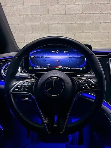 tesla 3: Mercedes-Benz EQS: 2022 г., 0.1 л, Автомат, Электромобиль, Лифтбек — 4