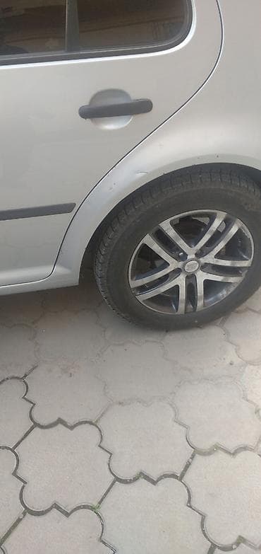 Volkswagen Golf: 2000 г., Автомат, Хэтчбэк