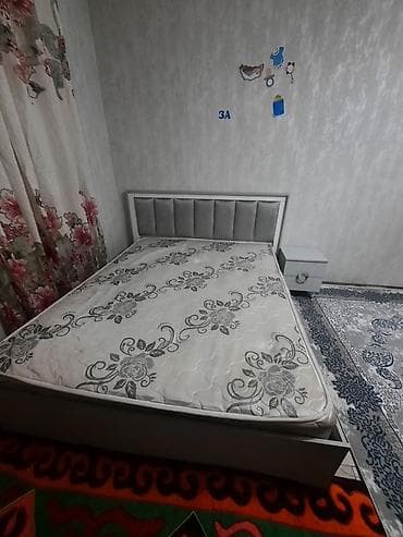 1 комната с мебелью полностью: Двуспальная кровать, С мягким изголовьем, длина - 200 см — 1