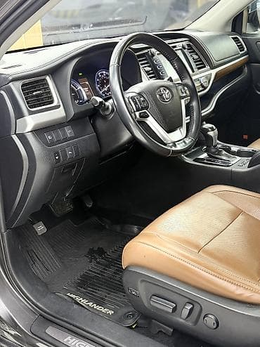 Toyota: Toyota Highlander: 2019 г., 3.5 л, Вариатор, Гибрид, Кроссовер — 7