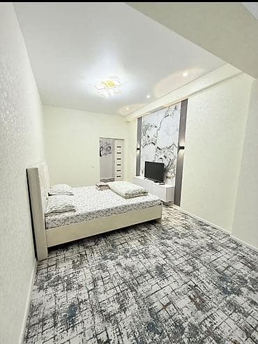 2 room flat: Стильная 1-комнатная квартира с современным дизайнерским ремонтом. - — 1
