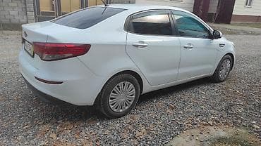 mini cuper: Kia Rio: 2016 г. — 2