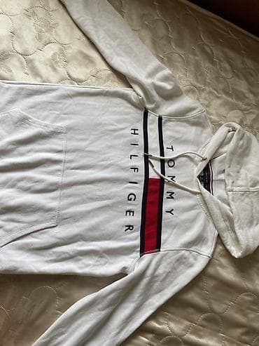 кызыл кия кыз: Толстовка с капюшоном Tommy Hilfiger, белая. Носила пару раз, стала — 1