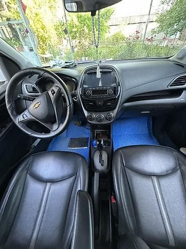 пассажирский рекс: Chevrolet Spark: 2021 г., 1 л, Автомат, Бензин, Хэтчбэк — 2