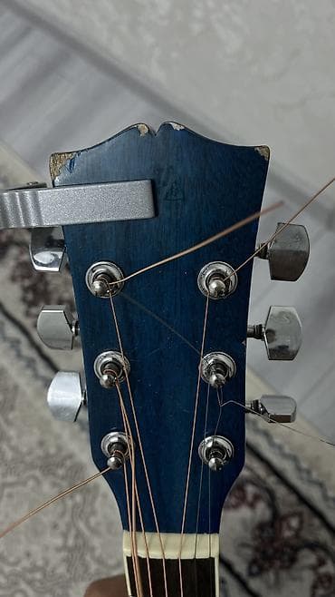 Комуздар: Акустическая гитара с вырезом (cutaway) и активной электроникой - — 4