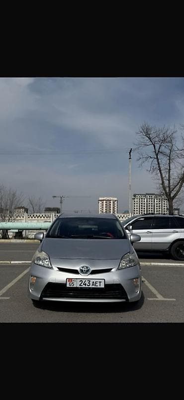 тайота кайландер: Toyota Prius: 2015 г., 1.8 л, Вариатор, Гибрид, Хэтчбэк — 3