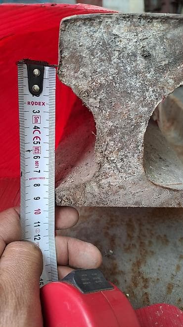 желез: Рельс стальной (железнодорожный профиль) длина 8 метров, одна штука — 2