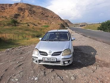 Продажа авто: Nissan Tino: 2003 г., 2.2 л, Механика, Бензин, Хэтчбэк — 3