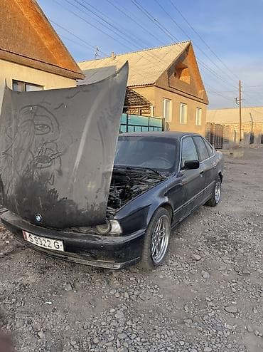 bmw е70: BMW 5 series: 1991 г., Седан — 4