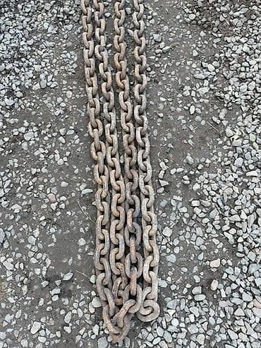 Электроинструменты: Тяжёлая стальная цепь для такелажа/буксировки Описание: - Две длинные — 1