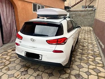 bid e5: Hyundai i30: 2018 г., 1.6 л, Робот, Дизель, Хэтчбэк — 4