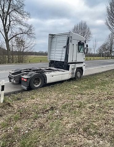 chevrolet usa: Кабина Renault Б/у, Оригинал — 4