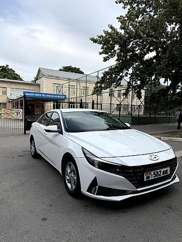 byd e2 2022: Hyundai Elantra: 2021 г., 1.6 л, Автомат, Бензин, Седан — 1