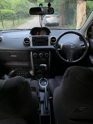 кант 1 май: Toyota Ist: 2002 г., 1.3 л, Автомат, Бензин — 7