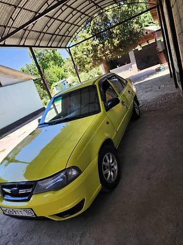 Daewoo Nexia: 2008 г., 1.5 л, Механика, Бензин, Хэтчбэк