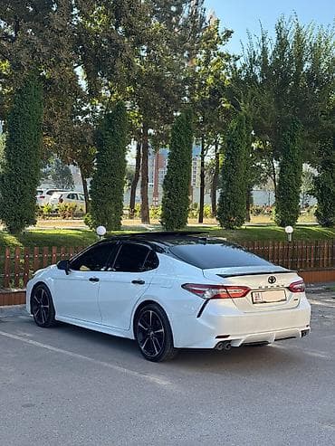 carplay android: Toyota Camry: 2019 г., 2.5 л, Бензин — 4