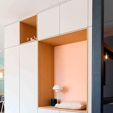 Стол жана отургуч комплекттери: Буйрутма эмеректер, Уктоочу бөлмө, Ашкана гарнитурасы, Шкаф, Керебет — 2