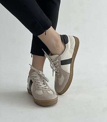 кожанные кроссовки: Женские кожаные кроссовки из новой весенней коллекции 2025 - — 3