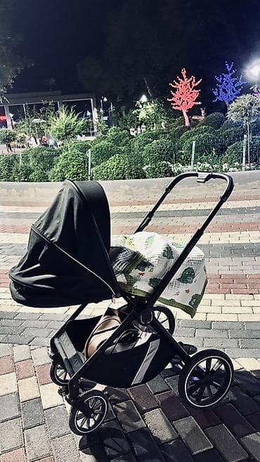 Коляска, Другой бренд, цвет - Черный, Б/у, Самовывоз, Бесплатная доставка