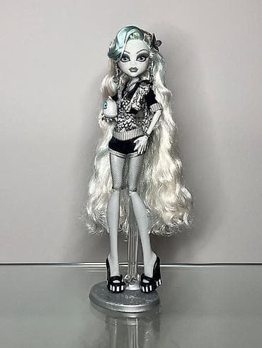 Игрушки: Телеграм: @ailassy все подробности там Кукла Monster High – серия — 2