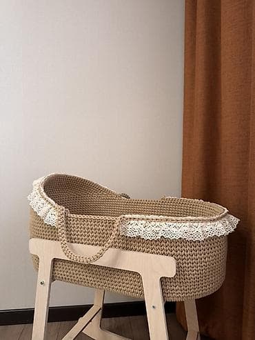 Үй жана бакча: Люлька, Жаңы, Бешик, Жыгач, түсү - Саргыч боз, Өзү алып кетүү, Акылуу жеткирүү — 4