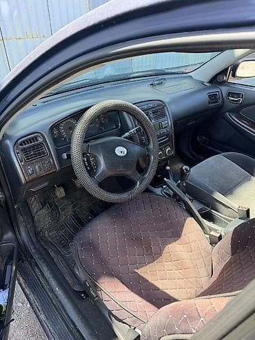 Продажа авто: Toyota Avensis: 2002 г., 2 л, Механика, Дизель, Лифтбек — 7