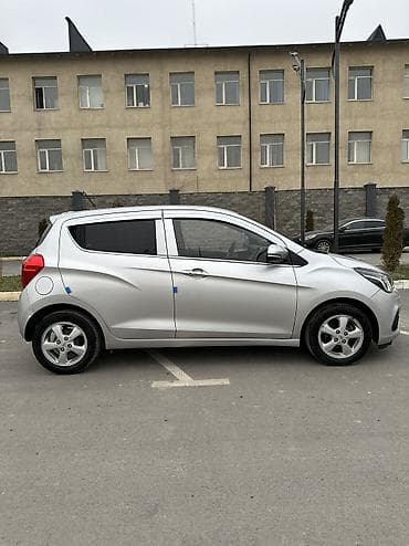 mini cuper: Chevrolet Spark: 2017 г., 1 л, Автомат, Бензин, Хэтчбэк — 7
