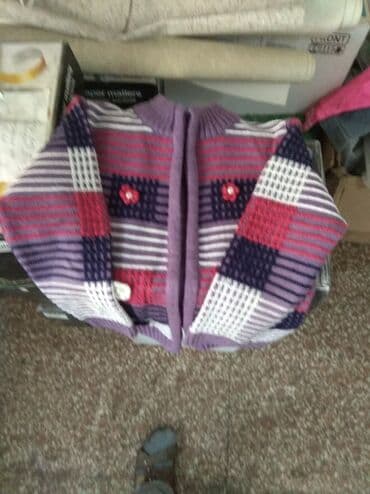 Комплекты одежды: Продаю детские вещи для девочки 5-6 лет, куртки,футболкиводолазки — 1