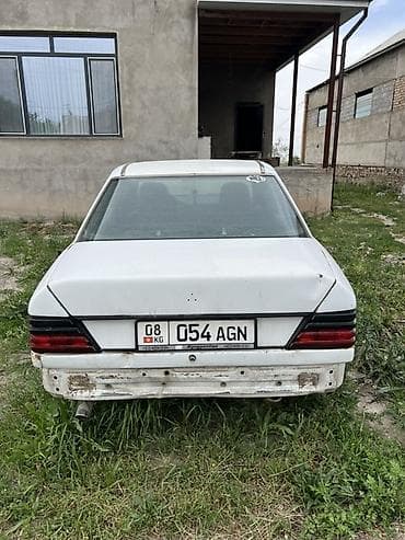 продажа дом на колёсах: Mercedes-Benz W124: 2026 г., 2 л, Механика, Бензин, Седан — 4