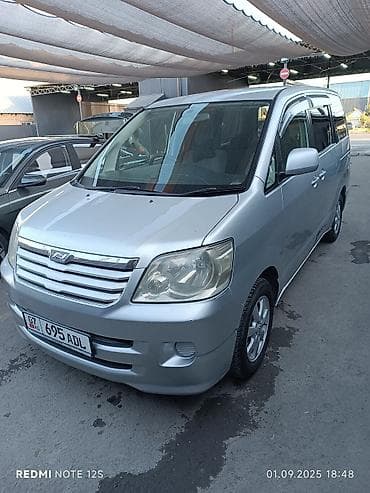 toyota windom 2003: Toyota Noah: 2003 г., 0.2 л, Автомат, Минивэн — 5